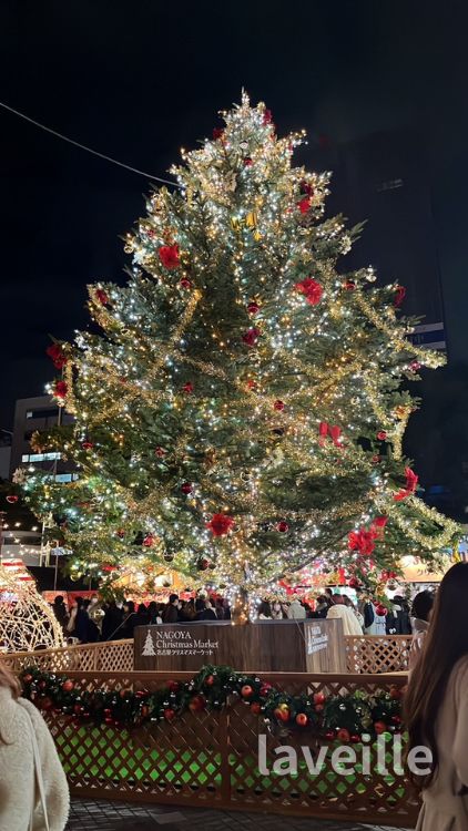 名古屋クリスマスマーケット2022の巨大ツリー