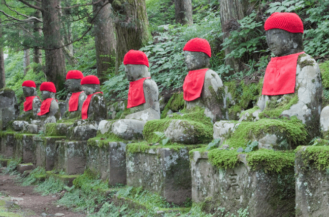 お地蔵さんのよだれかけの意味は?